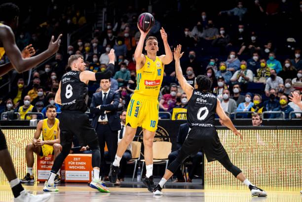 赛季的欧战 赛季的欧战