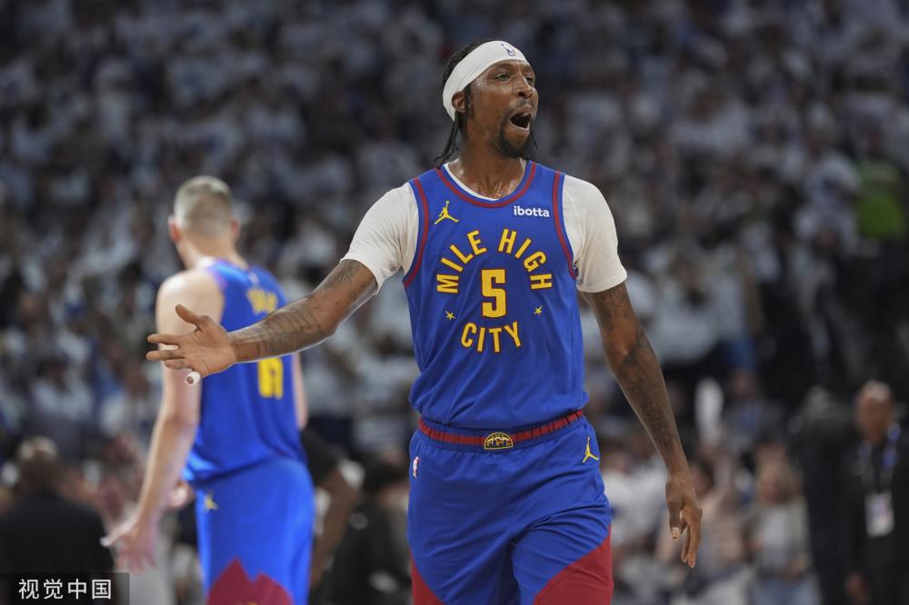 同时也让球 同时也让球