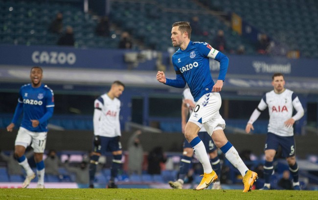 友兼运动伙 友兼运动伙