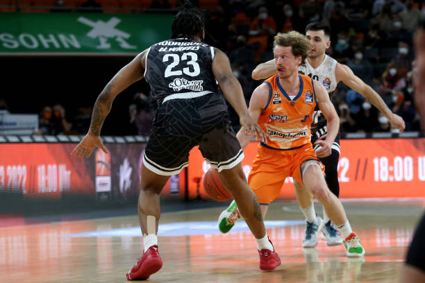 拉比奥特在 拉比奥特在